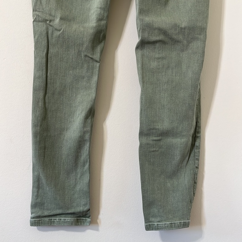 Free People Moss High Rise Distressed Busted Knee Skinny Jeans Size 31 - Picture 9 of 12